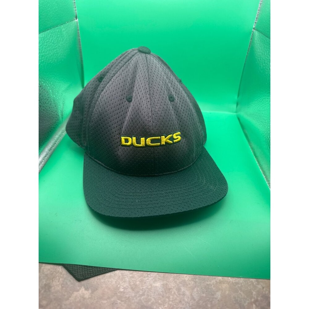 Russell Athletic Ducks Black Mesh Snapback Cap One Size Fits All Adjustable
